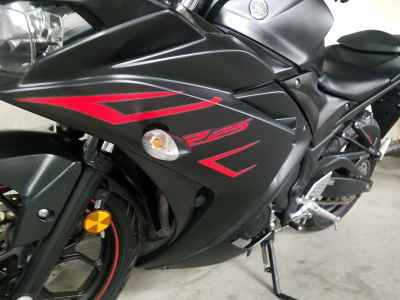 Yamaha YZF-R25 2018