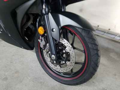 Yamaha YZF-R25 2018
