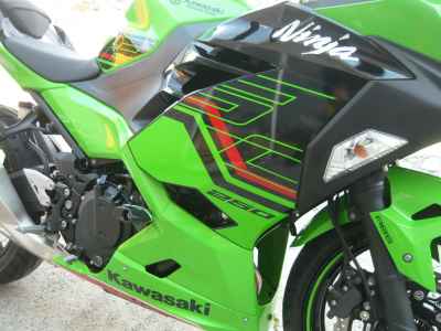Kawasaki Ninja 250 2023