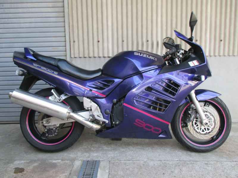 Suzuki RF900R 1995