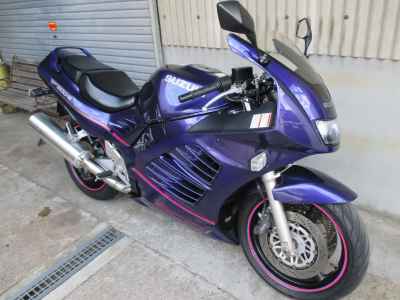 Suzuki RF900R 1995