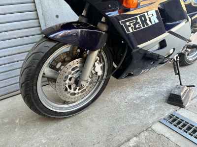 Yamaha FZR250R 1989