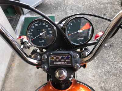 Honda CB750F 2021