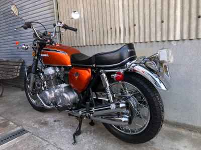 Honda CB750F 2021