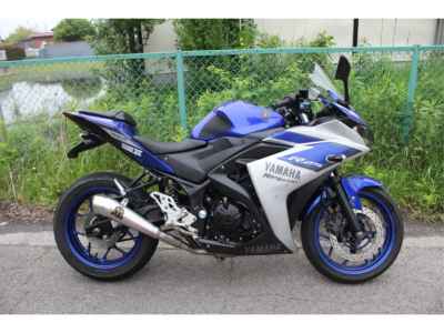 Yamaha YZF-R25 2015