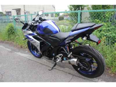 Yamaha YZF-R25 2015