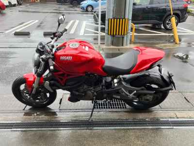 Ducati Monster 1200S 2014