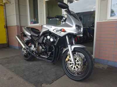 Yamaha FZ400 1997