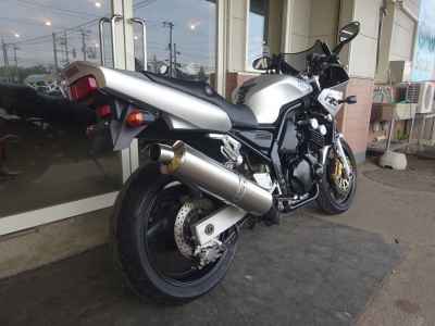 Yamaha FZ400 1997