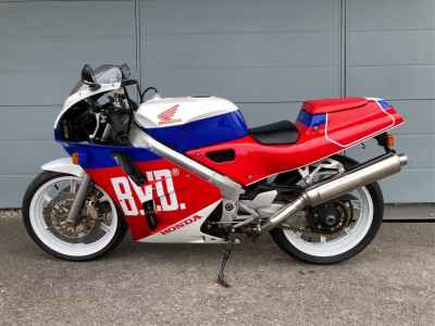 Honda VFR400R 1989