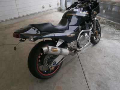 Kawasaki GPZ900R 1998