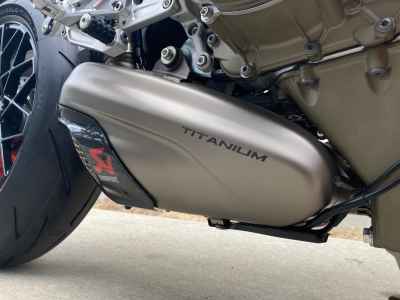 Ducati Streetfighter V4S 2024