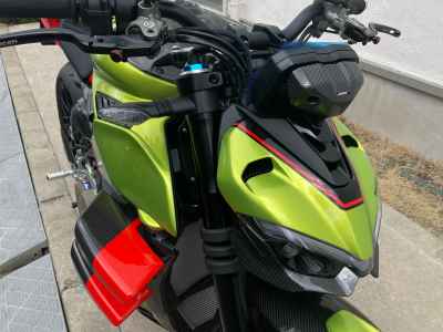 Ducati Streetfighter V4S 2024