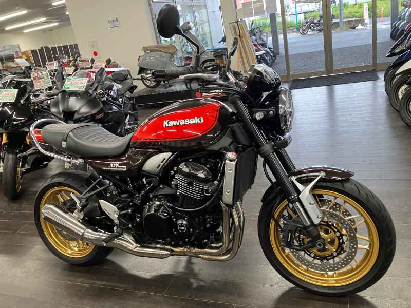 Kawasaki Z900RS 2022
