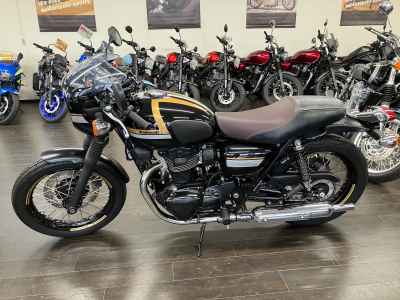 Kawasaki W800 Cafe 2022