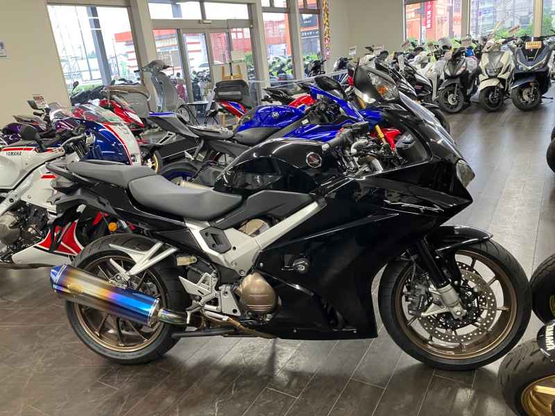 Honda VFR800F 2016