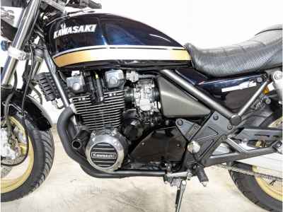 Kawasaki Zephyr 400 2009