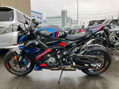 BMW M1000R 2023
