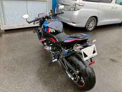 BMW M1000R 2023