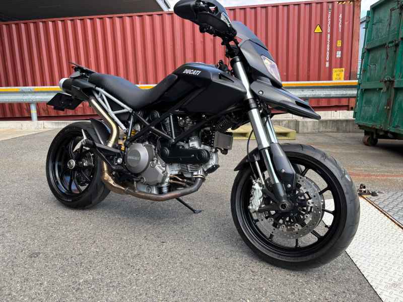 Ducati Hypermotard 796 2011