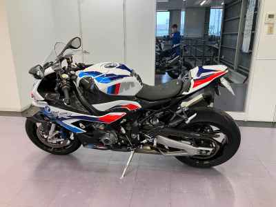 BMW M1000RR 2021