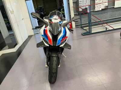 BMW M1000RR 2021