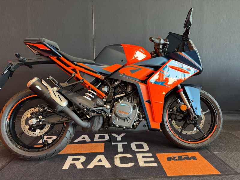 KTM RC 390 2024
