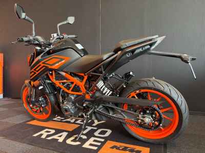 KTM 250 Duke 2023