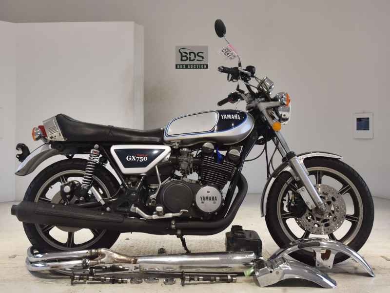 Yamaha GX750 1976