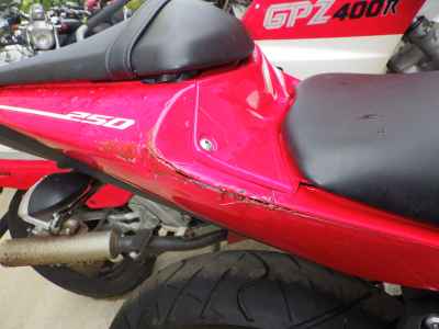 Yamaha YZF-R25 2015