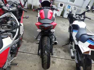Yamaha YZF-R25 2015