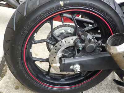 Yamaha YZF-R25 2015