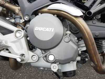 Ducati Monster 696 2009
