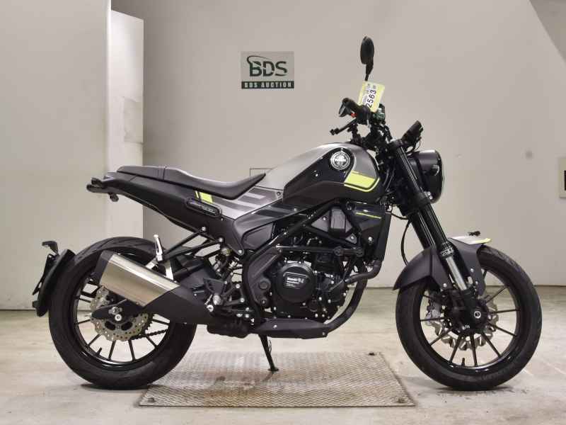 Benelli Leoncino 250 2022