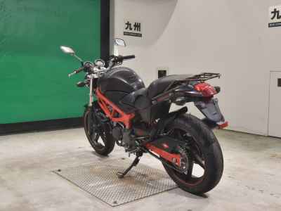 Honda VTR250 2011
