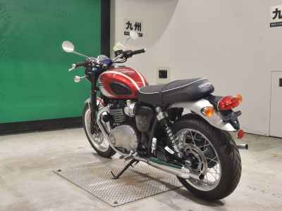 Triumph Bonneville T120 2024