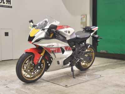 Yamaha YZF-R7 2022
