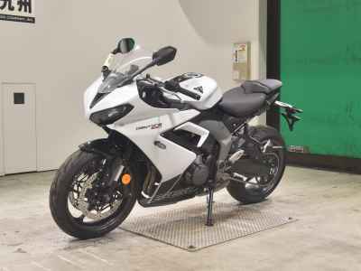 Triumph Daytona 660 2024