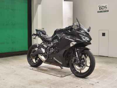 Kawasaki Ninja ZX-25R 2022
