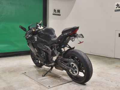 Kawasaki Ninja ZX-25R 2022
