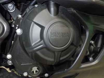 Yamaha YZF-R25 2022