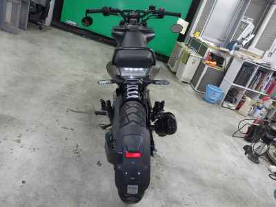 Husqvarna Svartpilen 250 2022