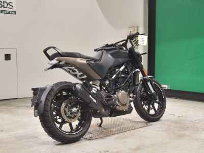 Husqvarna Svartpilen 250 2022