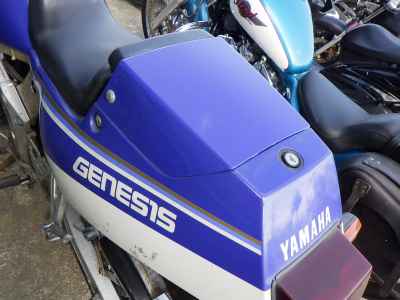 Yamaha FZR400 1987