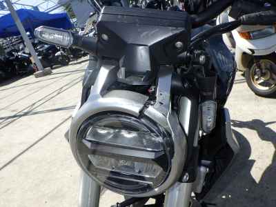 Honda CB250R 2018