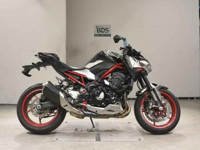 Kawasaki Z900 2022