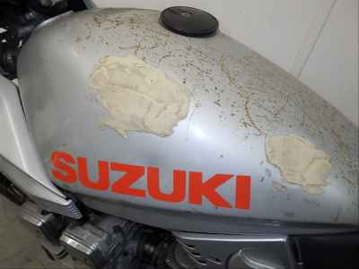 Suzuki GSX750S Katana 1982