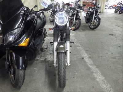 Yamaha SR400 2005