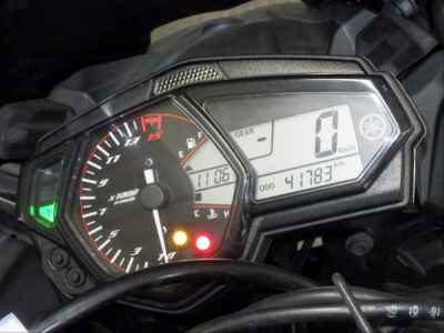 Yamaha YZF-R25 2016