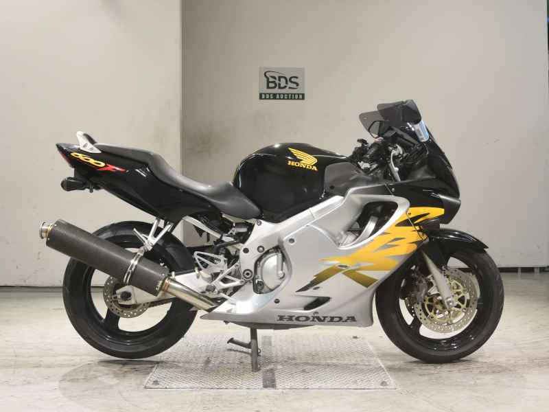 Honda CBR600F 1999